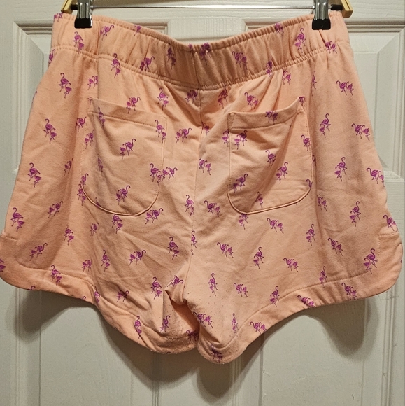 Lilly Pulitzer  Flamingo Print Women's Shorts - Picture 2 of 10